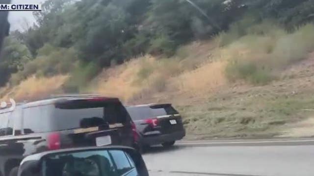 2 drive to hospital after being shot on I-580 in Oakland