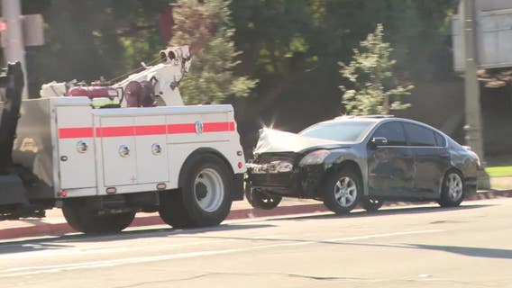 2 hospitalized after crash in Posey Tube