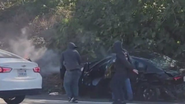 Video: Masked men pull off crash robbery on California freeway