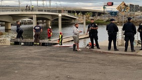 Truck found submerged in Oakland Estuary