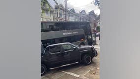 1 hospitalized after Google bus collides with vehicles in San Francisco