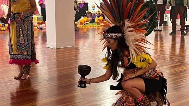 Dia de Los Muertos celebration a symbolic way to honor the dead in SF's Mission District