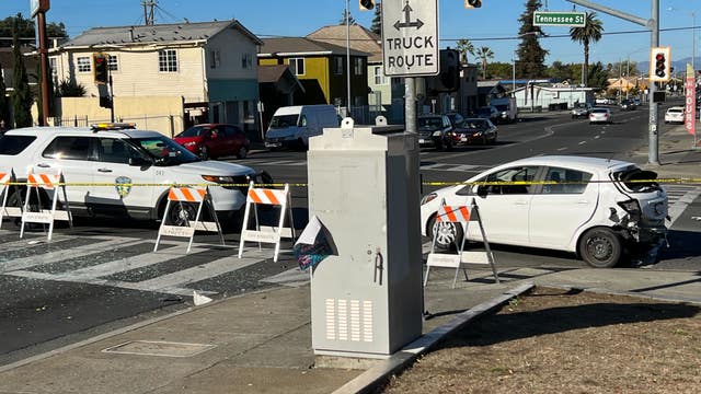 Armed robbery suspect shot by Vallejo police after chase