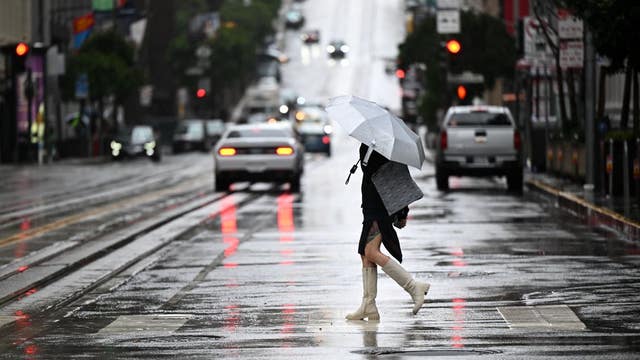 Rain, wind roll across Bay Area before eventually clearing out