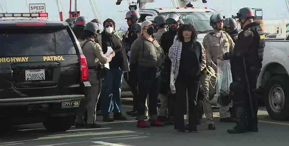80 demonstrators facing charges over Bay Bridge protest that halted traffic