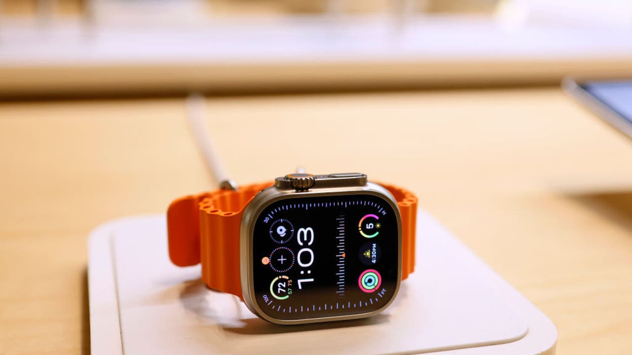 Apple will halt sales of its newest watches in the US over a patent dispute - Vimarsana News