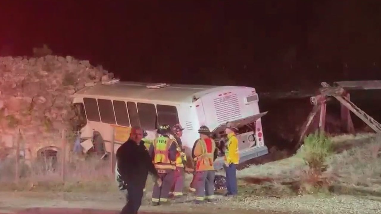 UC Santa Cruz bus crashes into historic structure 6 sent to hospital