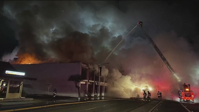 3-alarm fire reported at Los Altos business on Christmas morning under control