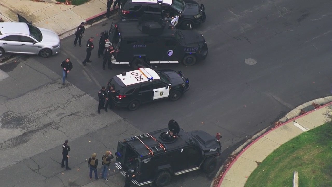 Alameda County sheriff's deputy shot in Union City; suspect at large - Vimarsana News