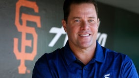 Former San Francisco Giant J.T. Snow joins Oakland Ballers as coach