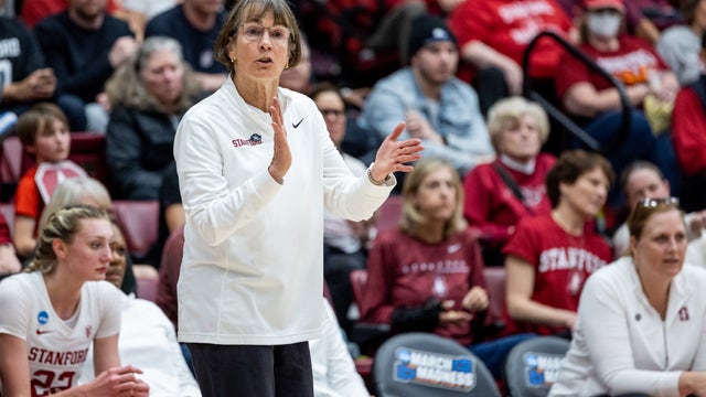 Stanford WBB coach becomes most winningest coach in NCAA history