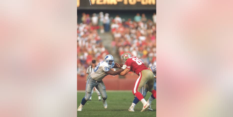 Wager between U.S. Reps. Pelosi, Dingell placed over 49ers-Lions game