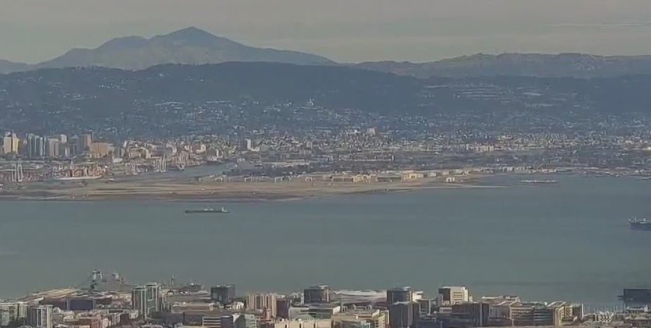 Rain rolls through the Bay Area