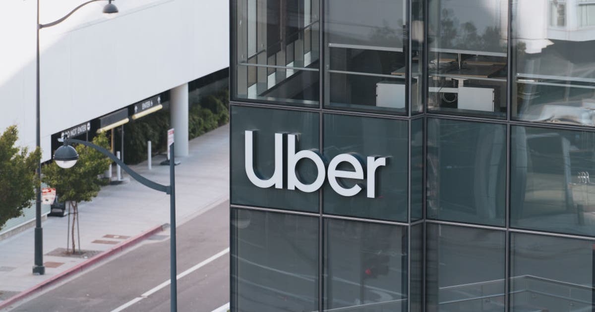 Uber to cut 10% of jobs, roughly 3,300 workers