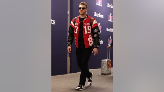 Here's what 49ers power couple Kyle Juszczyk and Kristin wore to the Super Bowl