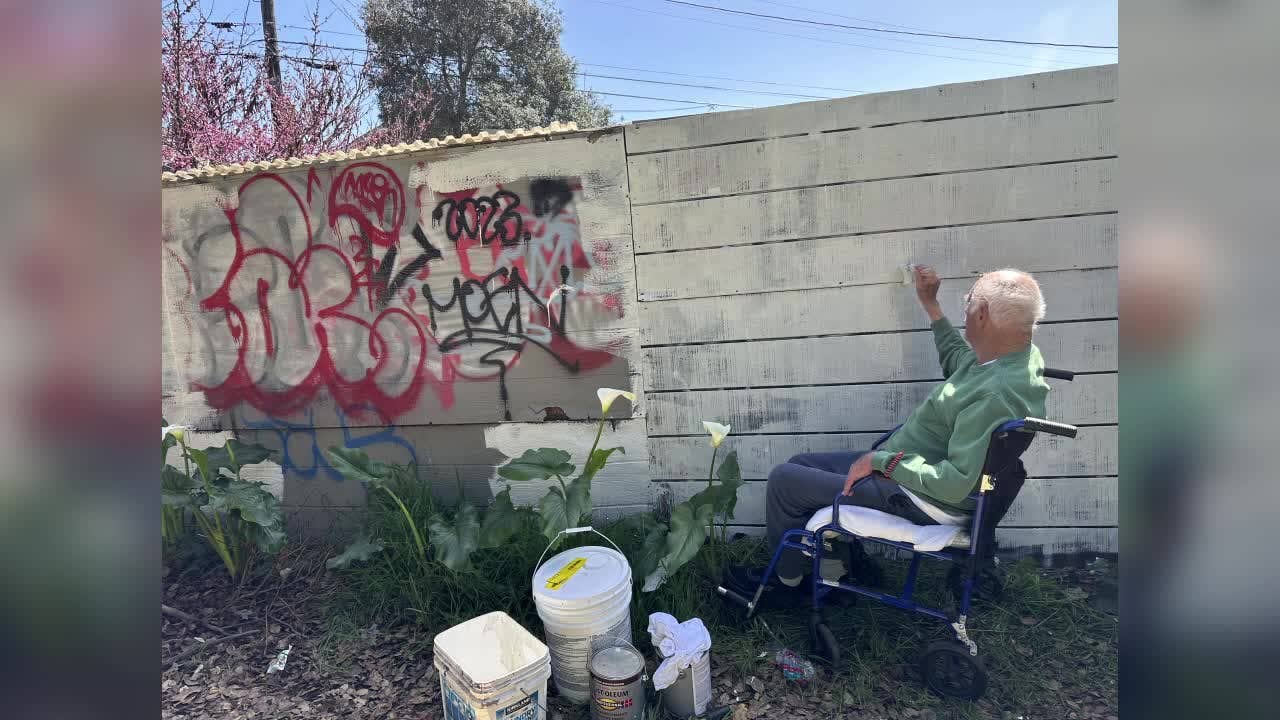 102-year-old Oakland man ordered to clean up graffiti on fence or