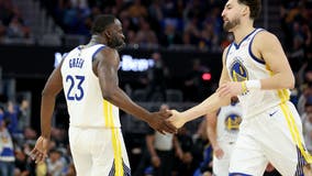 Klay Thompson rescues Draymond Green in boat during Bay Bridge protest