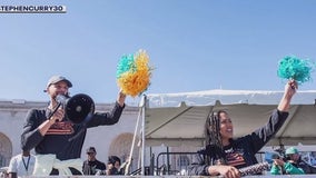 Steph and Ayesha Curry cheer on runners at Oakland marathon