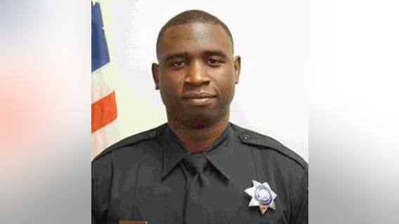 Fairfield police officer accused of inappropriately messaging teens