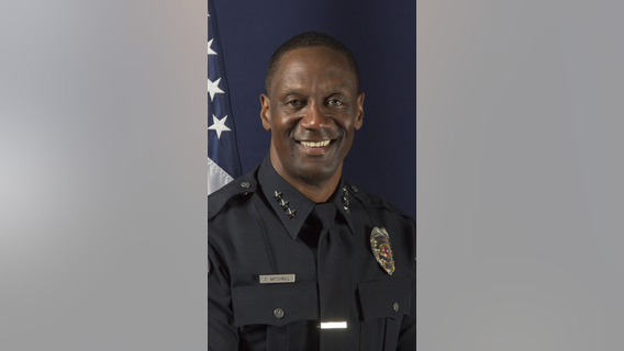 Floyd Mitchell named Oakland police chief