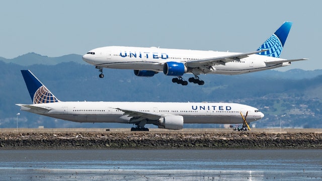 United Airlines pilot from SFO reports possibly hitting drone
