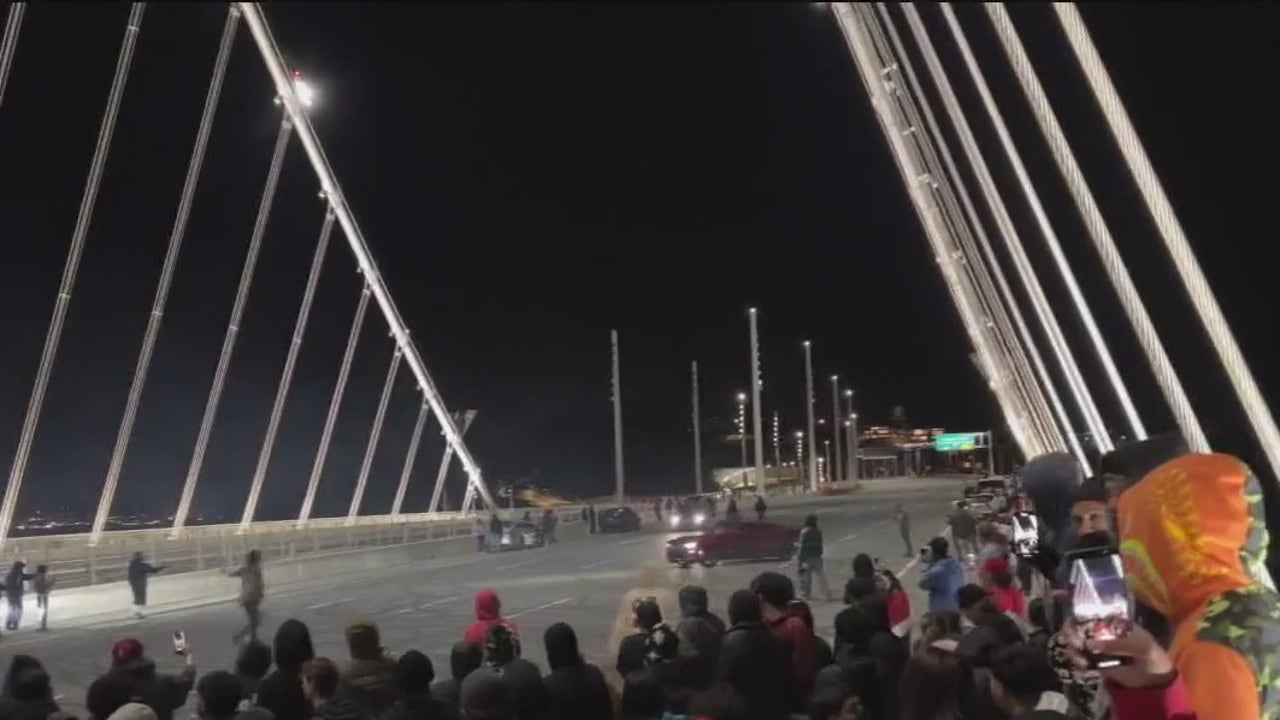 Sideshows sweep across Bay Area overnight, land on Bay Bridge