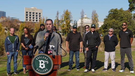 Oakland Ballers sign 3 players, including first woman to sign contract with MLB partner team