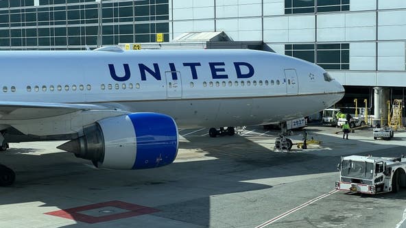 United flight diverts to SFO after smoke detected