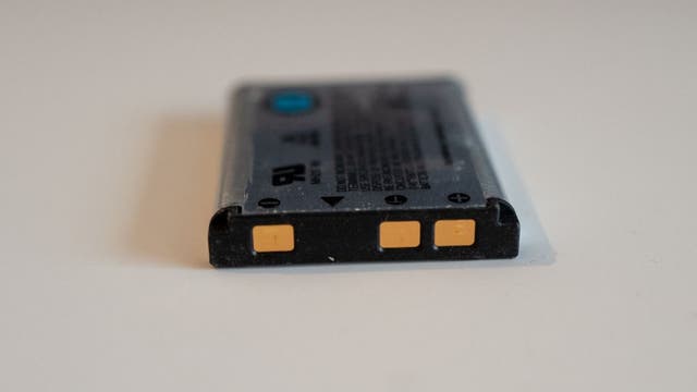 Residential Oakland fire started by spontaneous combustion of lithium battery