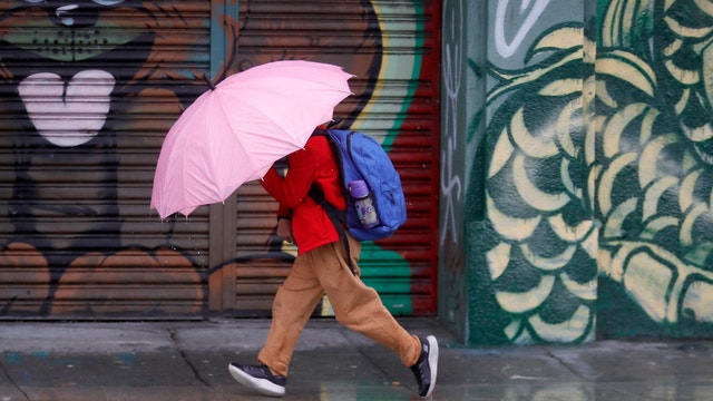 Bay Area sees unseasonably cold April weather with showers, snow in higher elevations