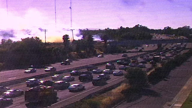 Brush fire sparks in San Jose near Hwy-101, traffic impacted