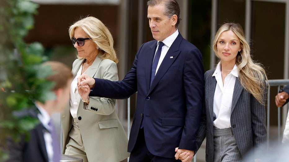 hunter biden with wife melissa and jill biden