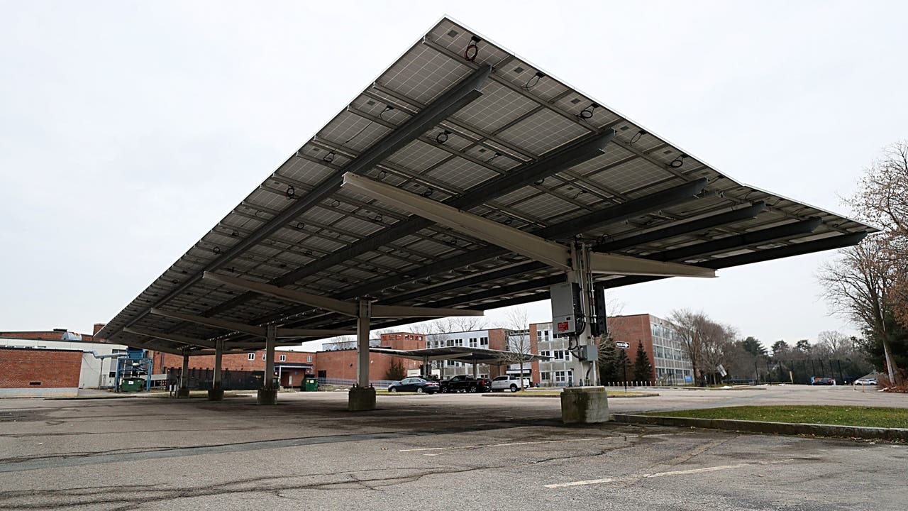 California eyes turning vacant school lots into housing California eyes turning vacant school lots into housing