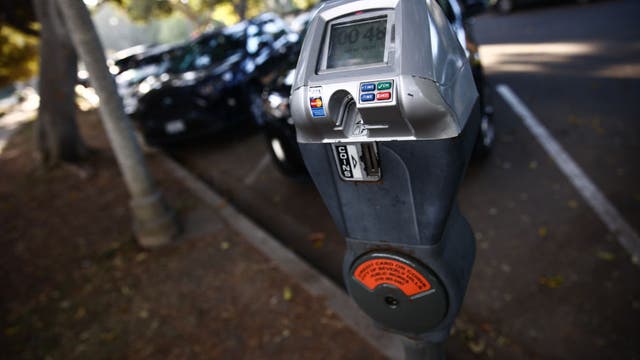 Oakland parking meter rates rise $1 an hour