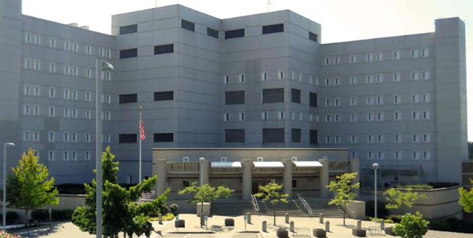Former FCI Dublin prisoners say they haven't felt sunlight in months