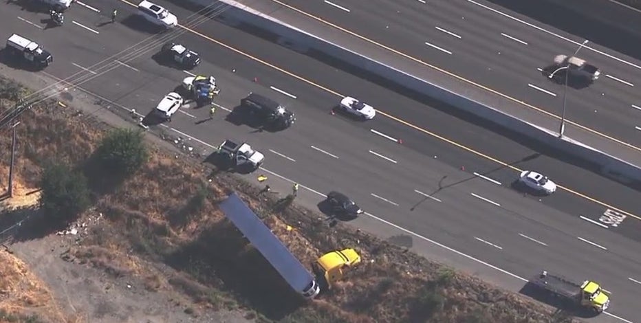Deadly crash with big rig carrying 10K pounds of meat blocks lanes on I-680