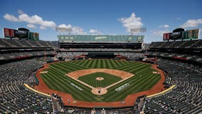 Oakland A's sell out final home game at Coliseum