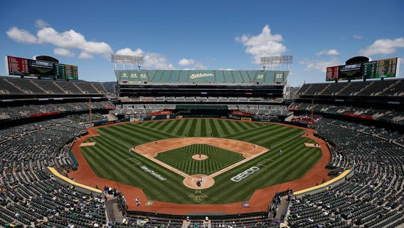 Oakland A's sell out final home game at Coliseum