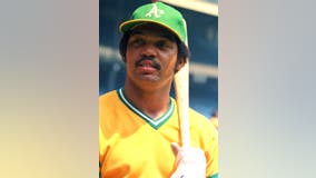 Reggie Jackson brings together A's greats for final game at Coliseum