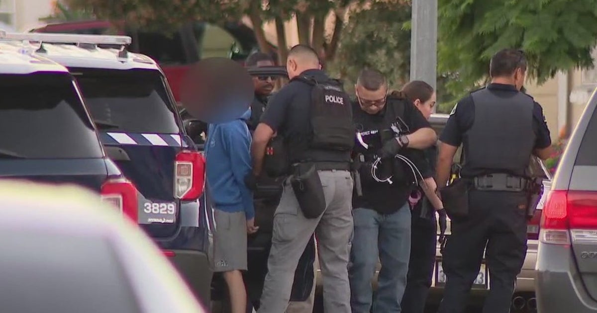 Two robbery suspects arrested after police chase in San Jose | KTVU FOX 2
