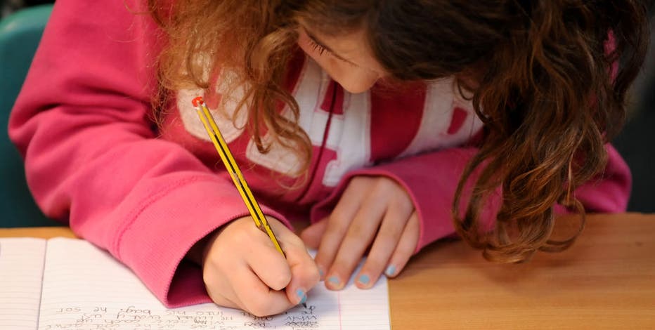 Oakland teachers avert strike, up to 13% raises on the table