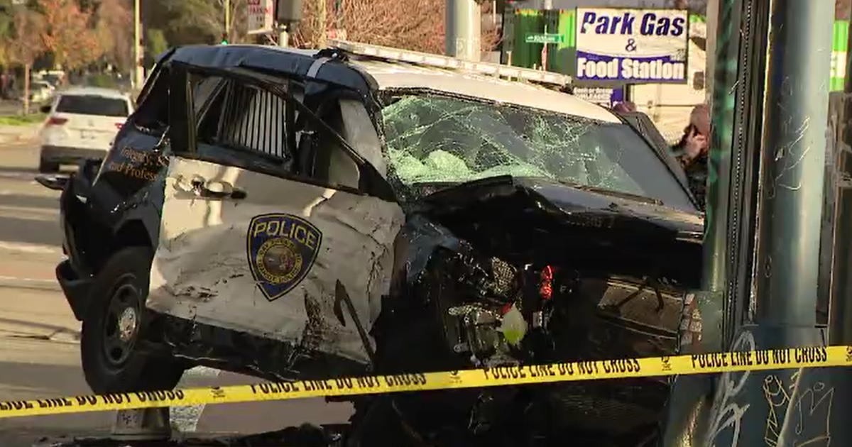 3 BART police officers hospitalized after crash at West Oakland station ...