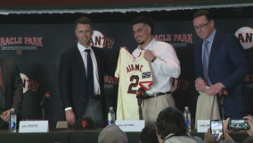 Giants introduce shortstop Willy Adames, signed to 7-year, $182 million contract