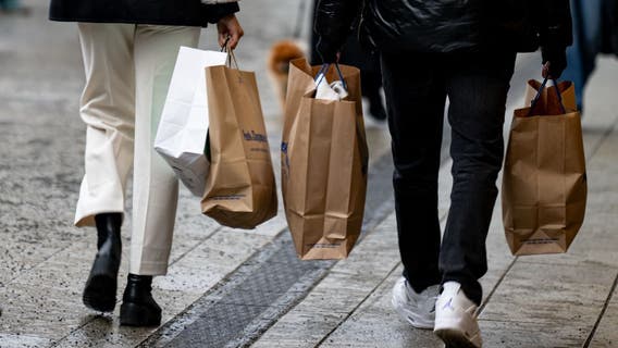 'No-spend January': New trend to curb spending