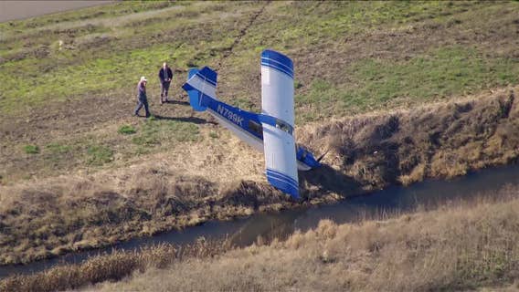 Small plane crashes outside Novato