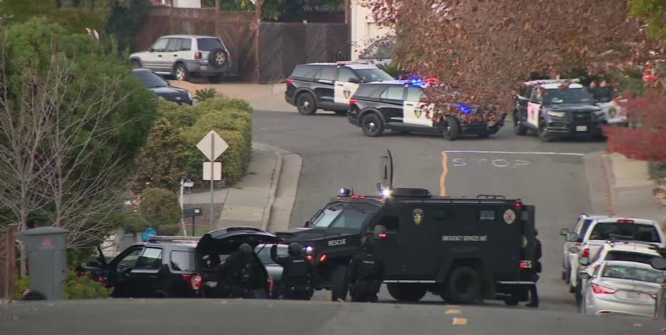 Shelter-in-place in effect in Vallejo as police respond to barricaded suspect