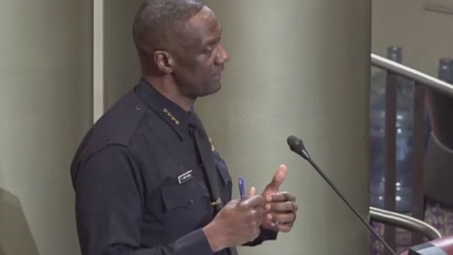 Oakland police chief proposes loosening rules on chasing suspects