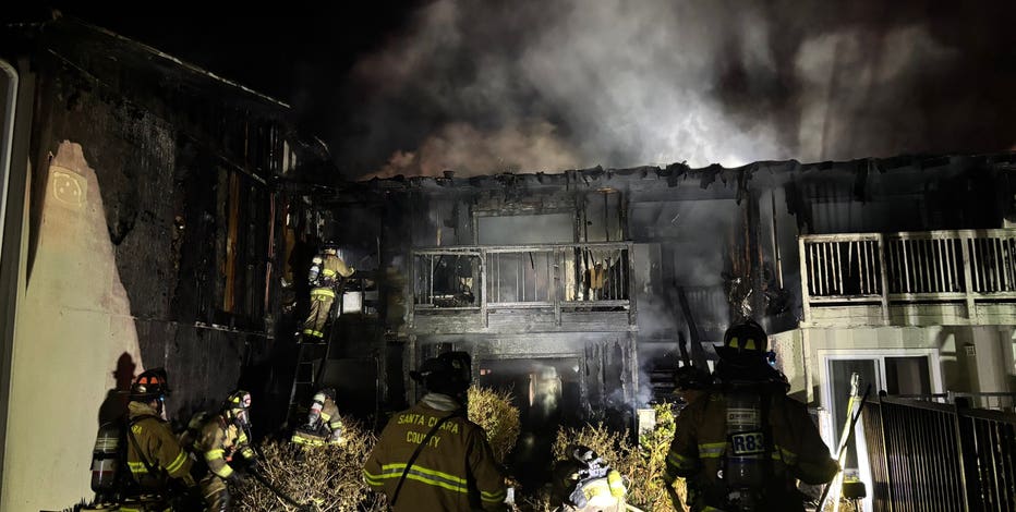3 rescued by firefighters in Campbell apartment complex fire, residents displaced
