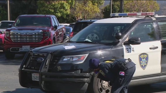 2 Oakland police officers struck by fleeing suspect vehicle