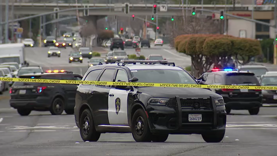 Motorcyclist dies after colliding with train in San Leandro